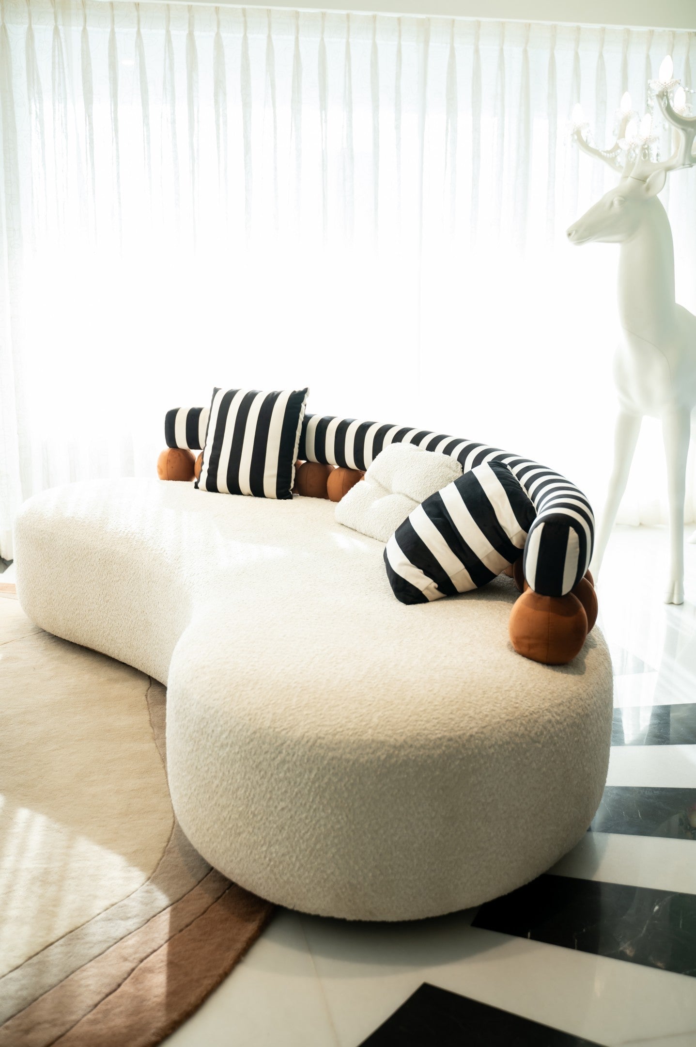 The Lounge Wave